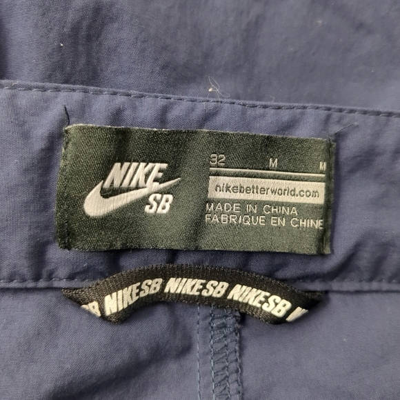 Nike SB Mens Everett Woven Belted Shorts Skate Blue Size 32 - Picture 6 of 7
